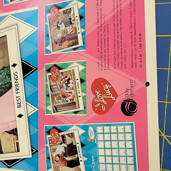 2009 A 16 Month Calendar 12" x 11" - Picture 5 of 5